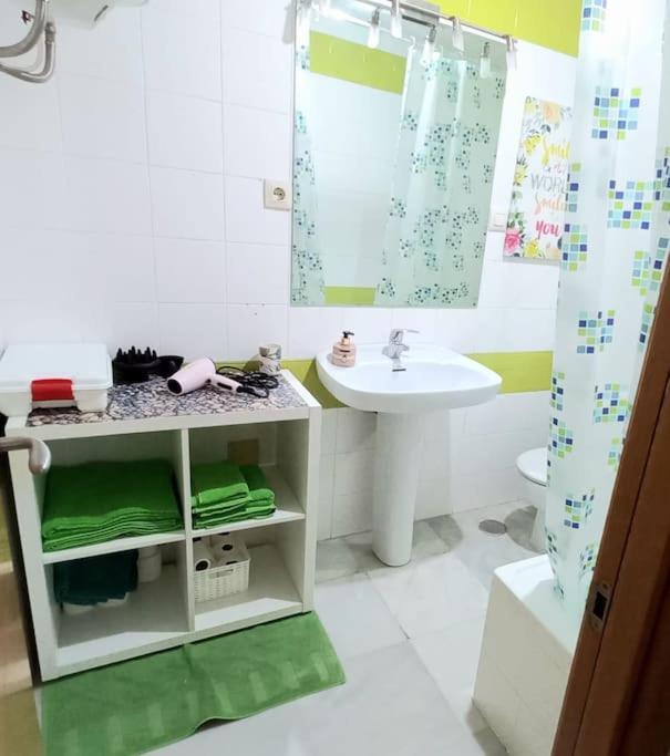 Appartamento Bonito Apartamento En Centro Málaga Esterno foto